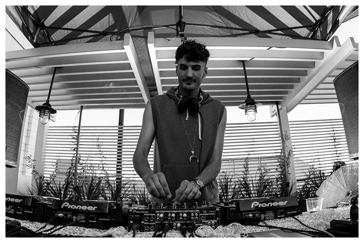 Jameson Dill - DJ - Techno, Deep House, Tech House, Melodic_Progressive House, Downtempo_Electronica.