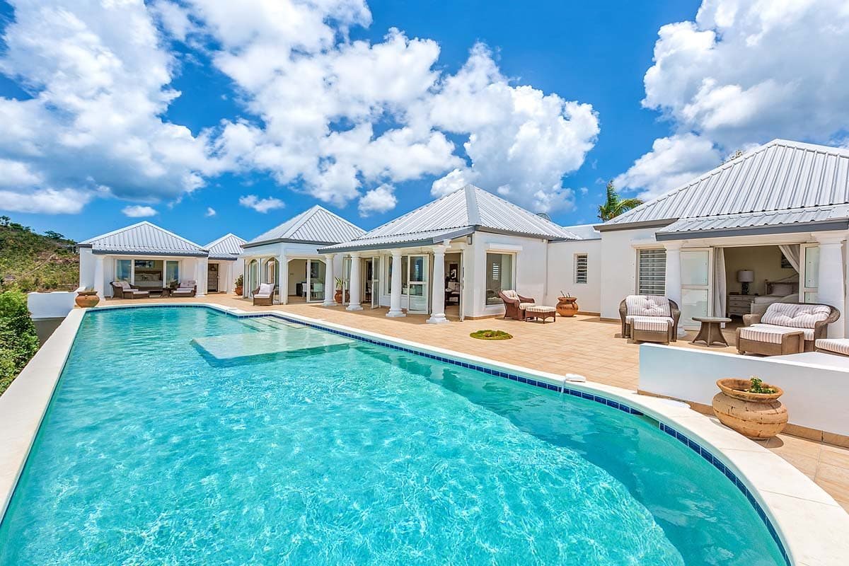Villa Terrasse de Mer infinity pool, Terres Basses, St. Martin – heated pool with panoramic ocean views