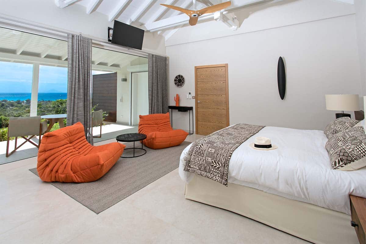 King bedroom with en-suite bath, walk-in closet, and terrace at Villa Avanti, St. Martin