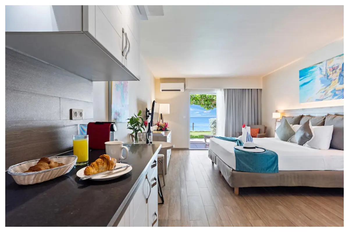 Ground-floor studio at Grand Case Beach Club, garden and ocean views, St. Martin