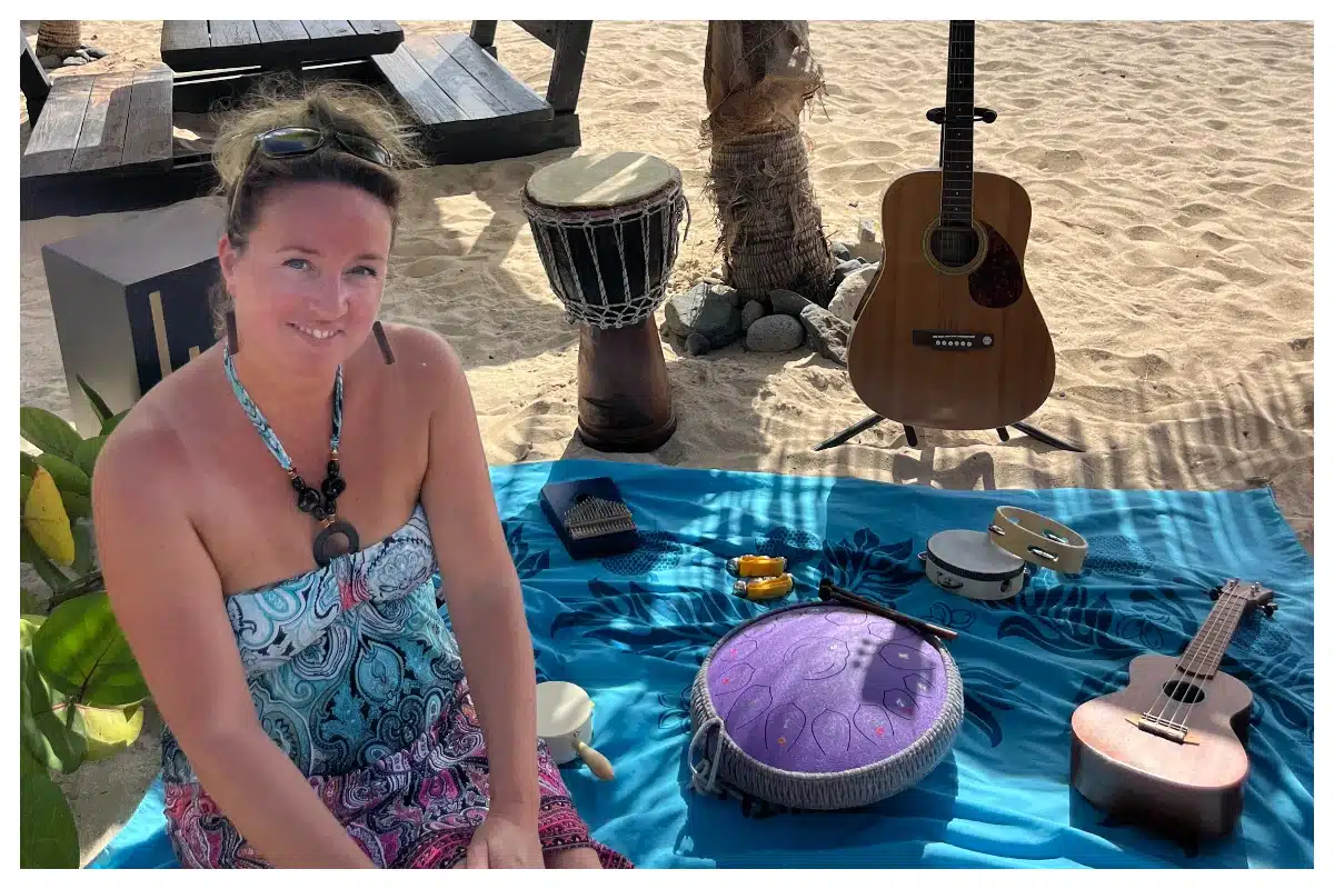 Magali Morel guiding emotional well-being session in Saint Martin