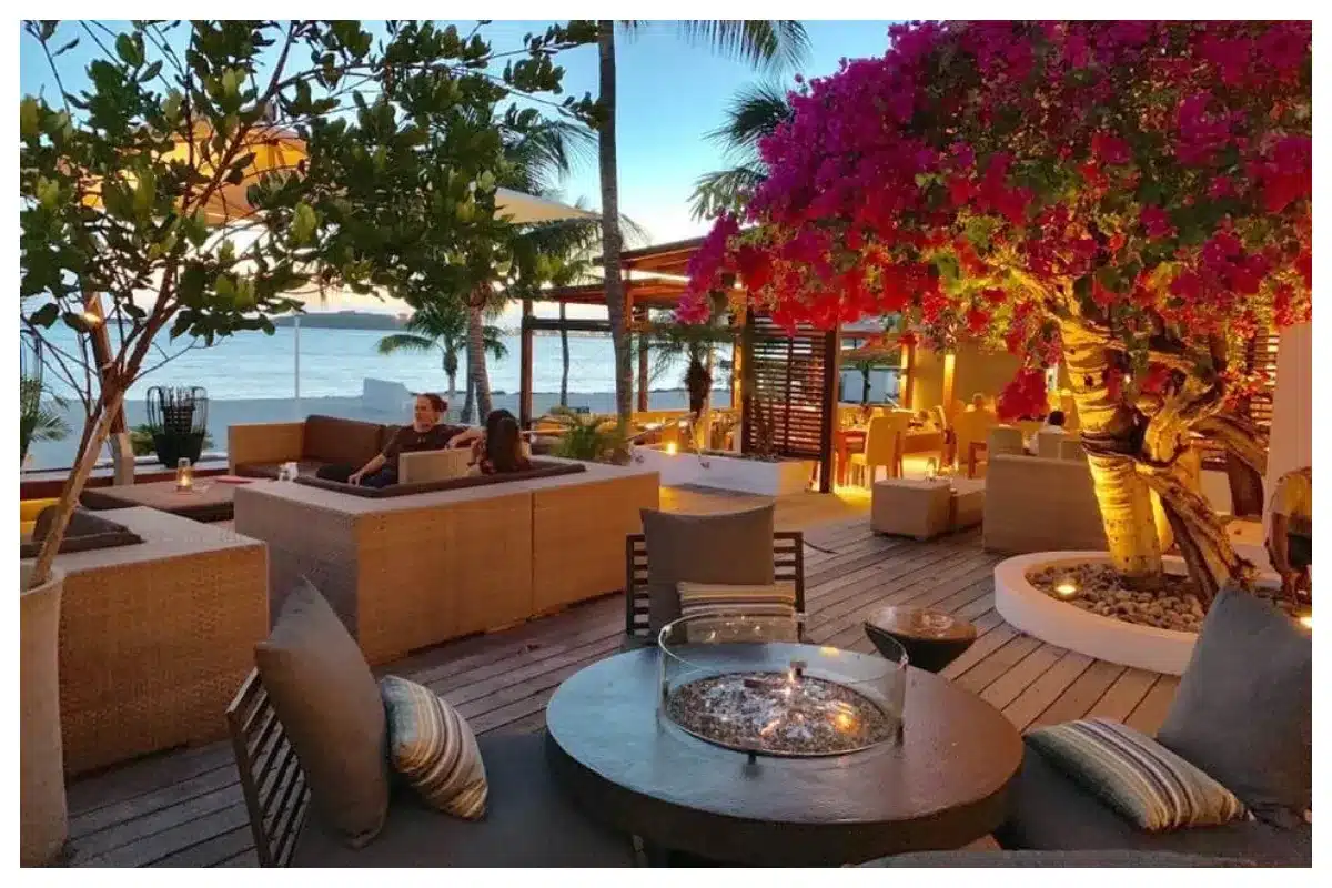 Places to Lounge & Chat - Anniversary, Date, Meet & Greet - SXM, Sint Maarten, St. Martin