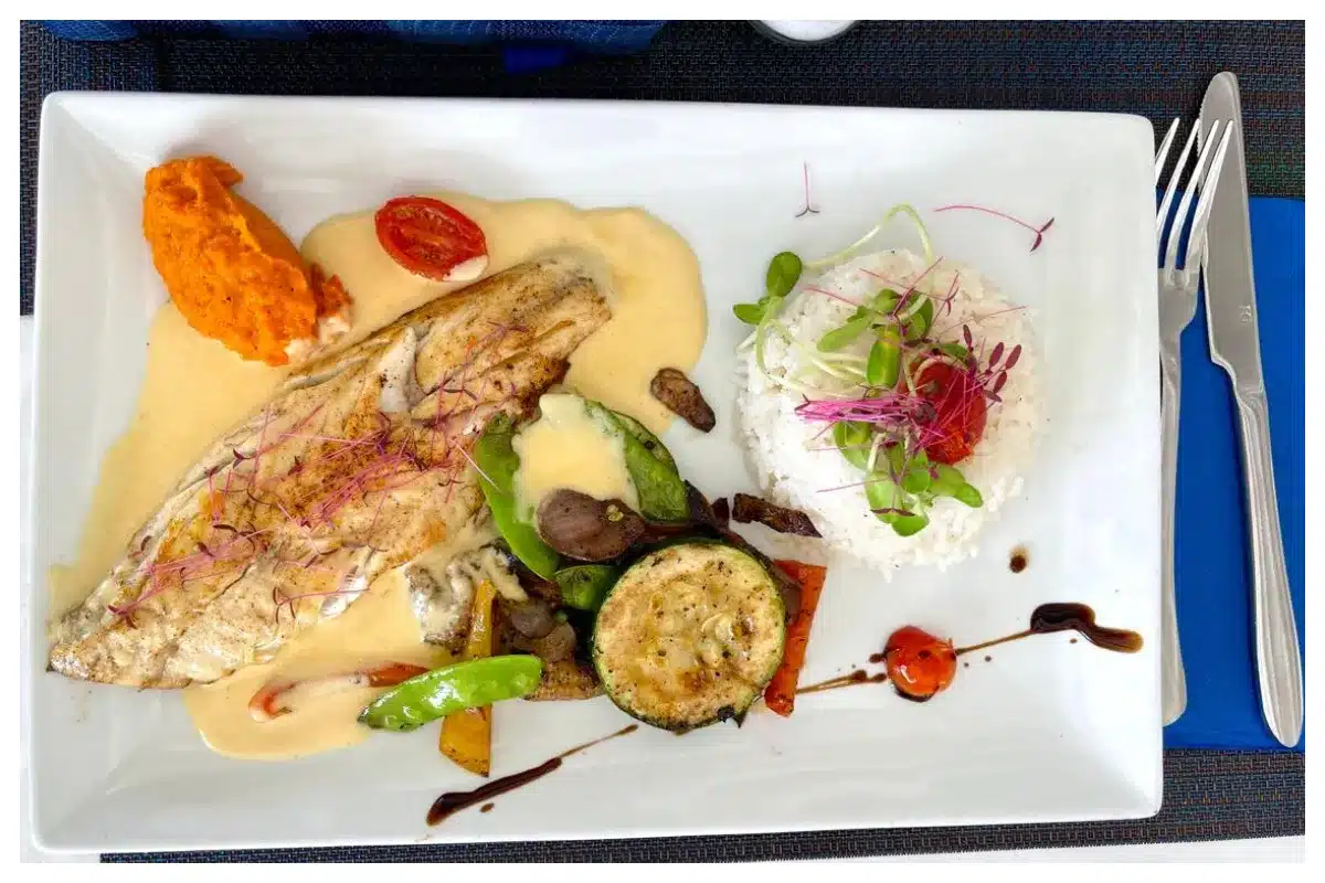 Le String Beach - Amazing Trigger Fish Filet with Butter Cream Sauce