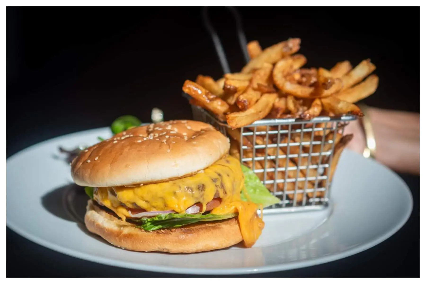 Cheese Burger at K on Simpson Bay Beach