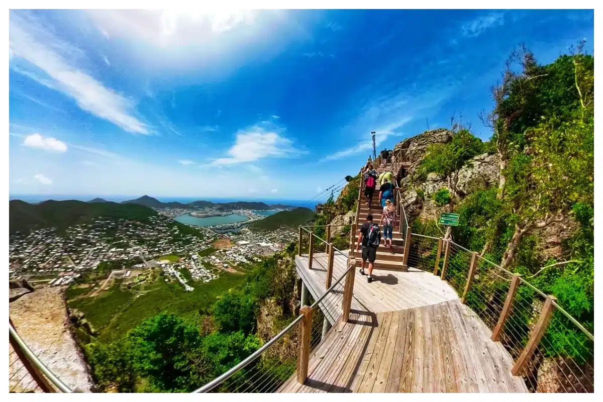 Rainforest Adevnture Park - Sightseeing of the capital of Sint Maarten Philipsburg & Cruiseships