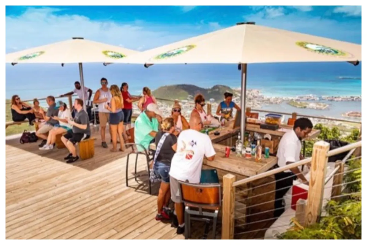 Rainforest Adventure Park- Schermopname