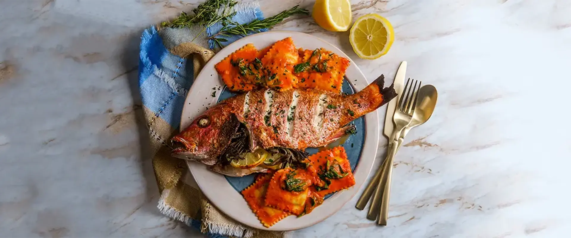 Local Caribbean food dishes and island cuisine in St. Maarten